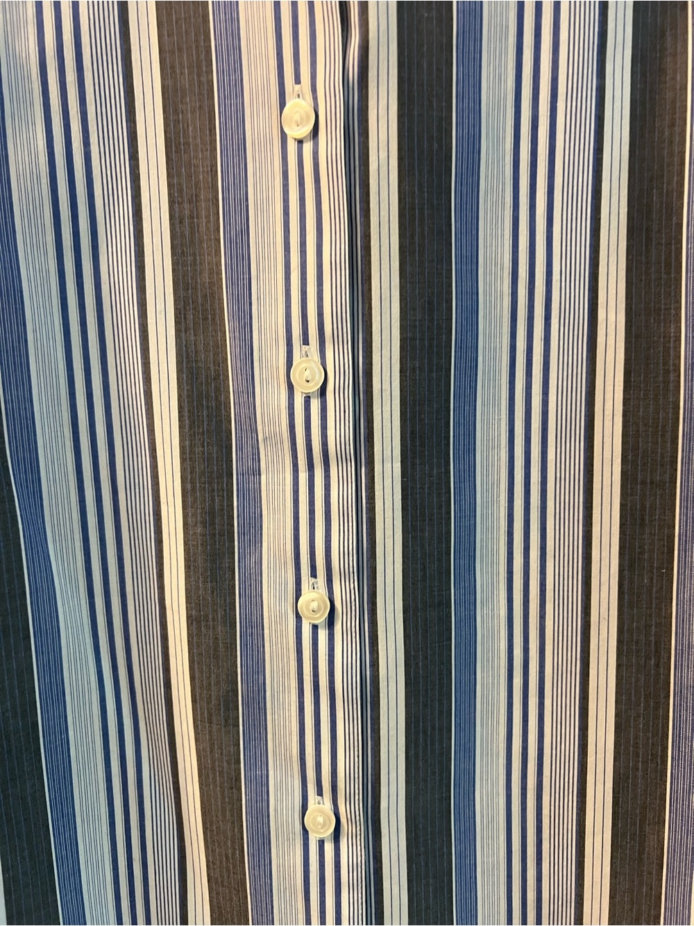 Foxcroft Vintage 100% Cotton Wrinkle-Free Blue Multi-Stripe Button-Down / M - Picture 5 of 9